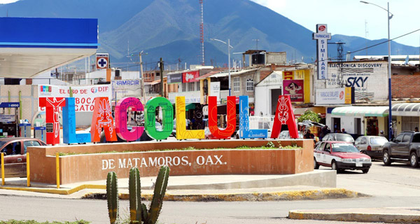 Oaxaca entre el Mezcal y Chapulines
