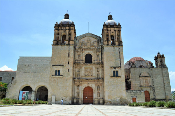 Oaxaca entre el Mezcal y Chapulines